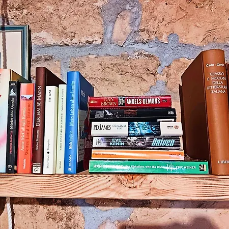 Marko With Football Field Сasa de vacaciones Drniš