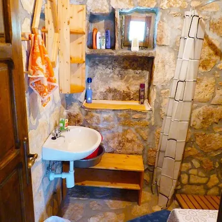 Marko With Football Field Сasa de vacaciones *